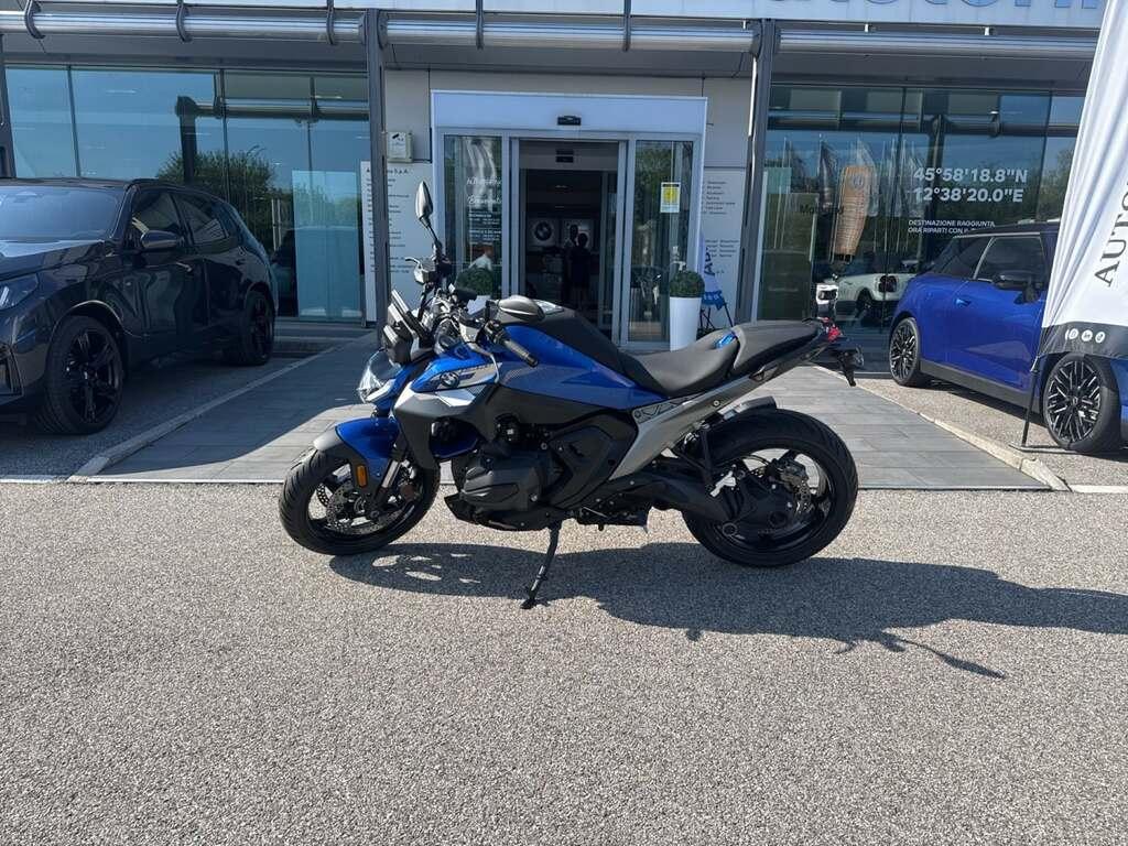 R 1300 R