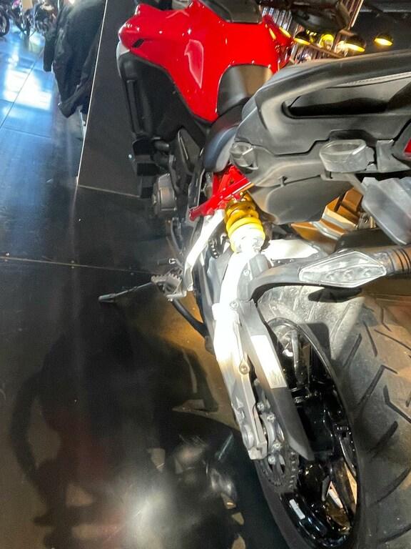 MULTISTRADA V4