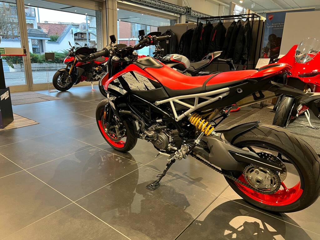 HYPERMOTARD 950