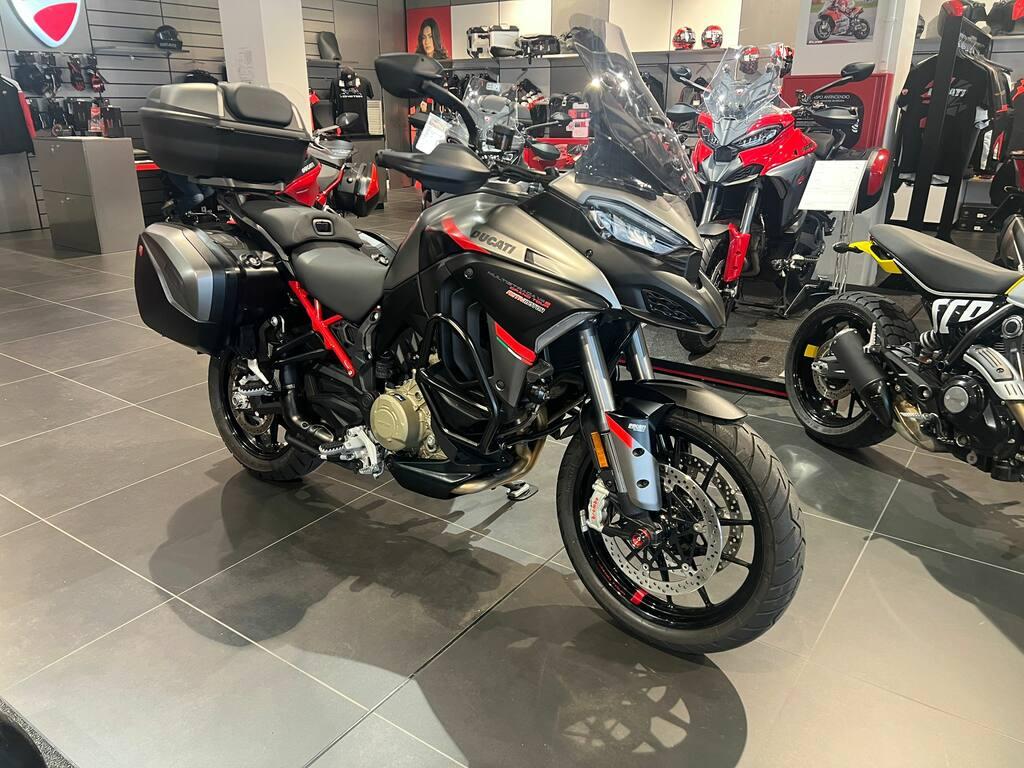 MULTISTRADA V4