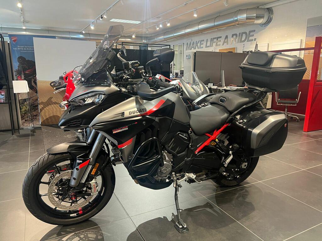 MULTISTRADA V4