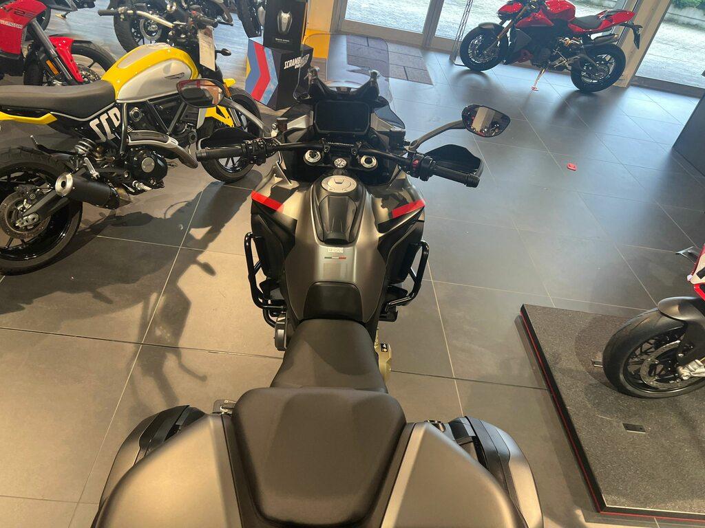 MULTISTRADA V4