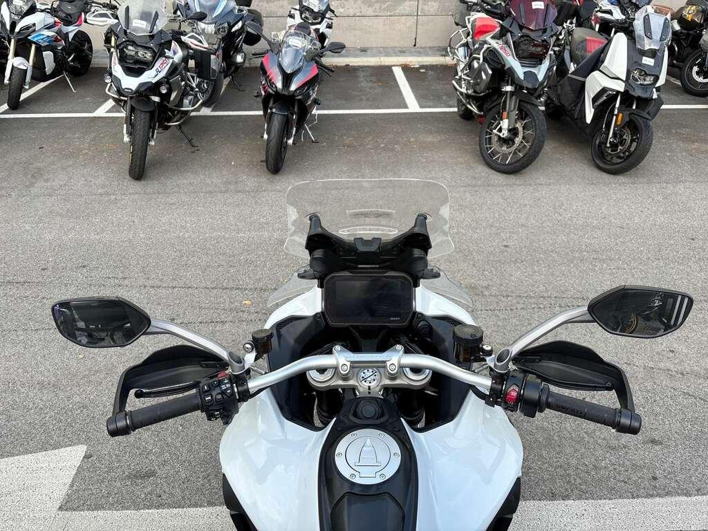 MULTISTRADA V4