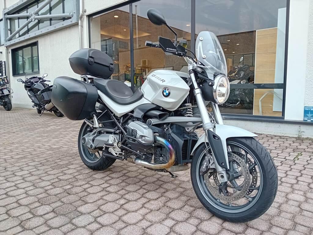 R 1200 R