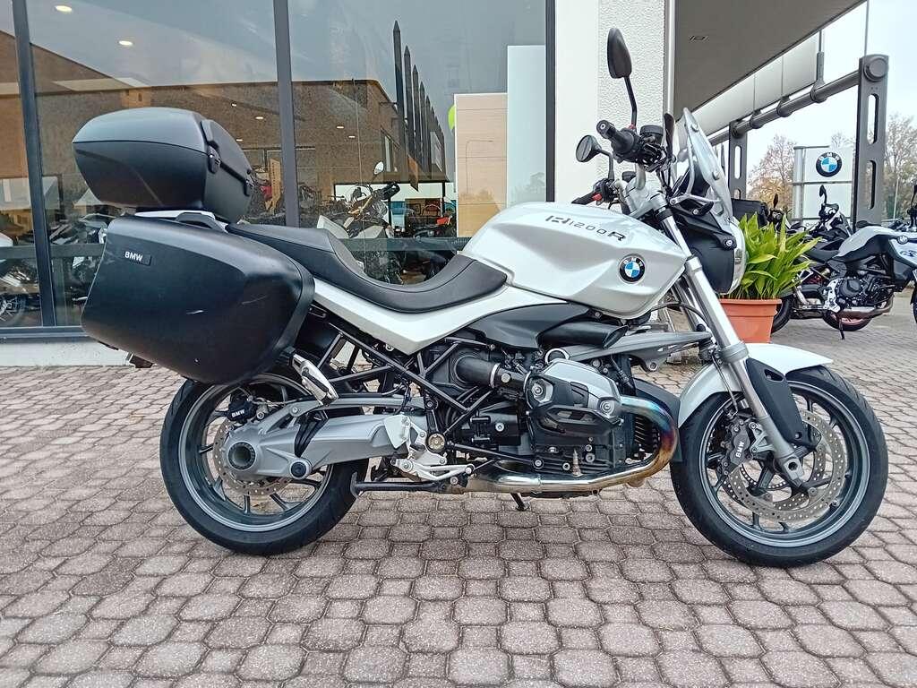 R 1200 R