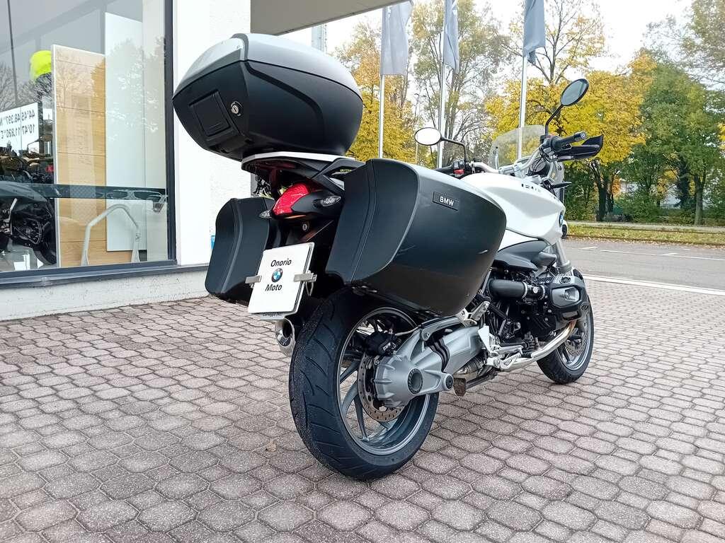 R 1200 R