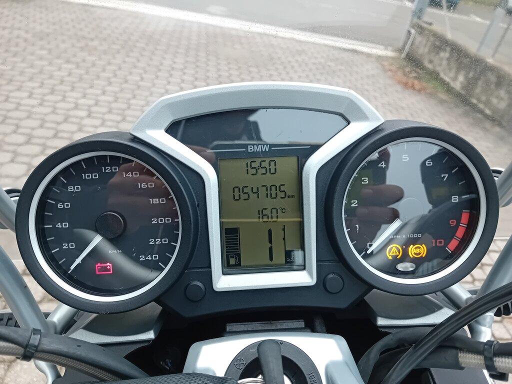 R 1200 R