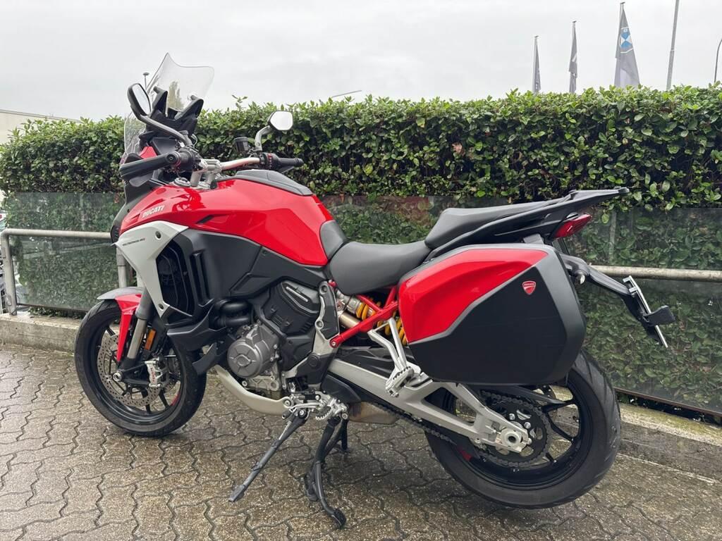 MULTISTRADA V4