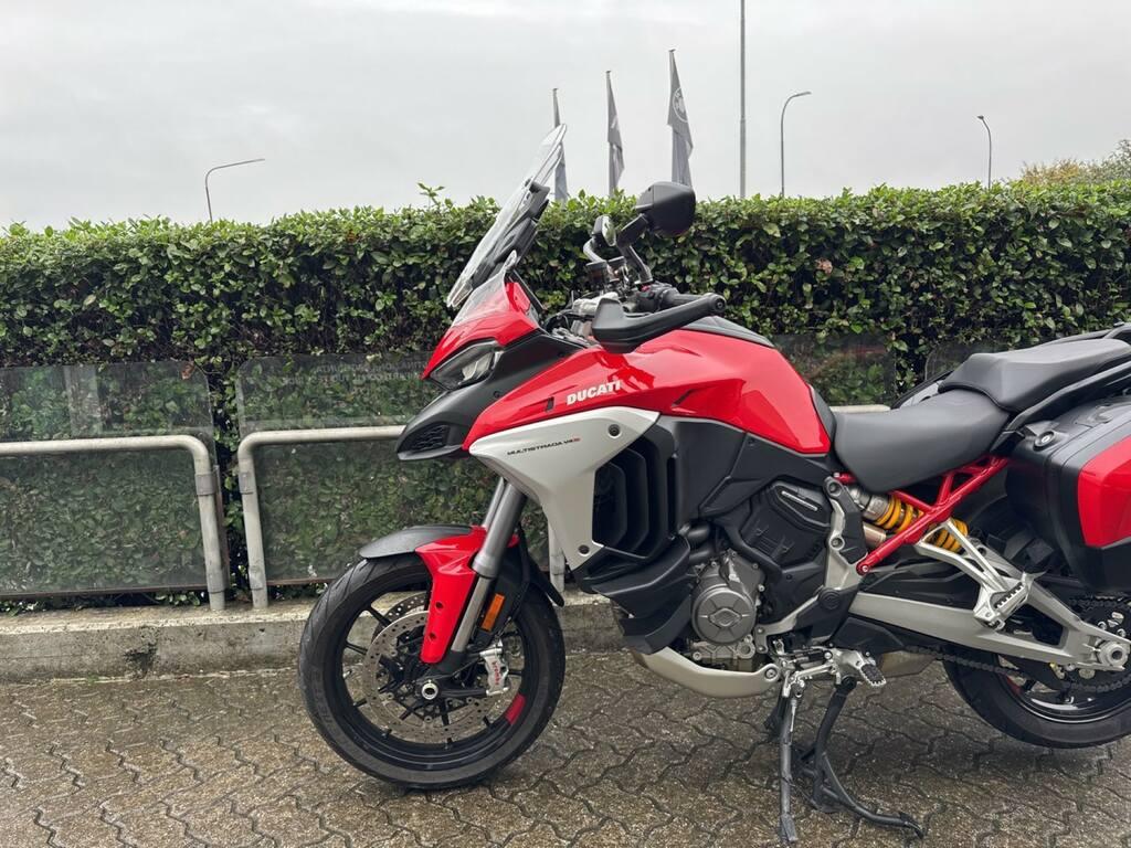 MULTISTRADA V4