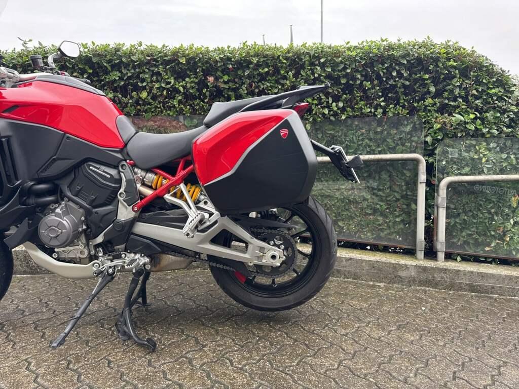 MULTISTRADA V4