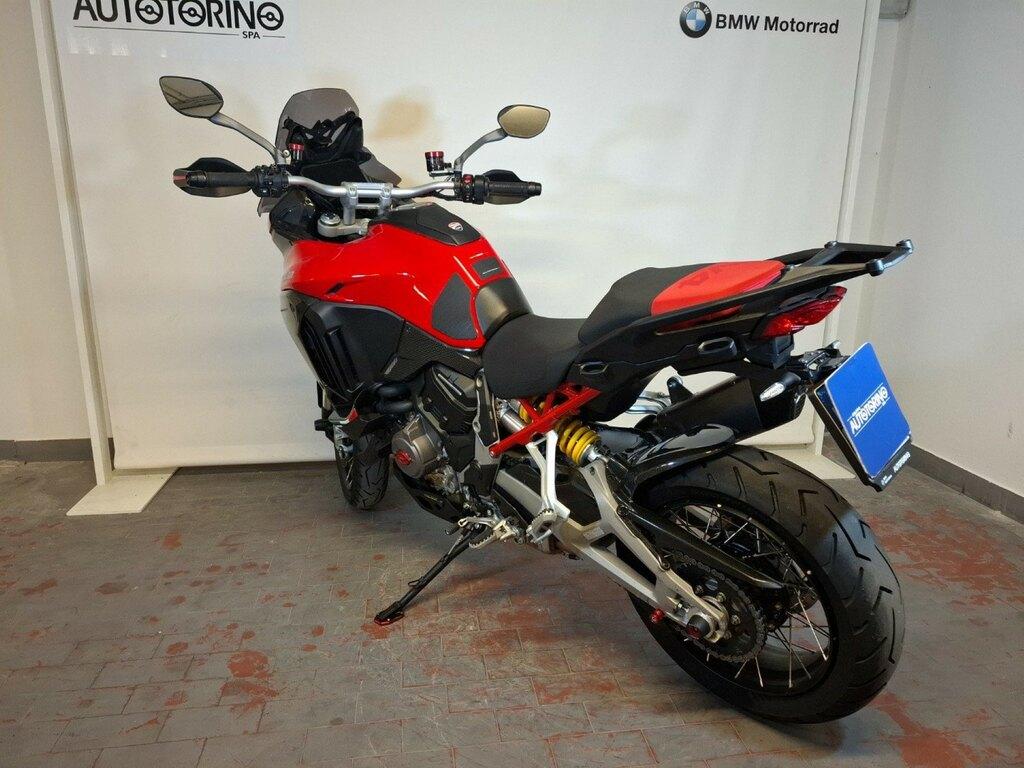 MULTISTRADA V4