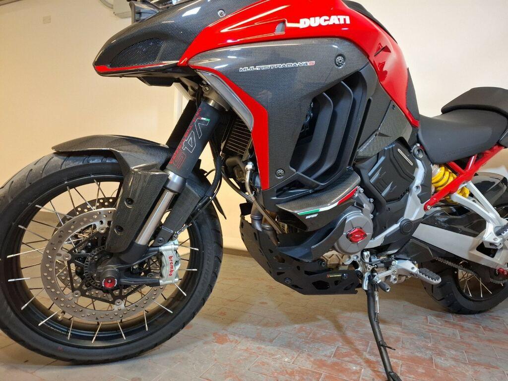 MULTISTRADA V4
