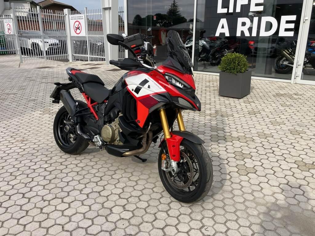 MULTISTRADA V4
