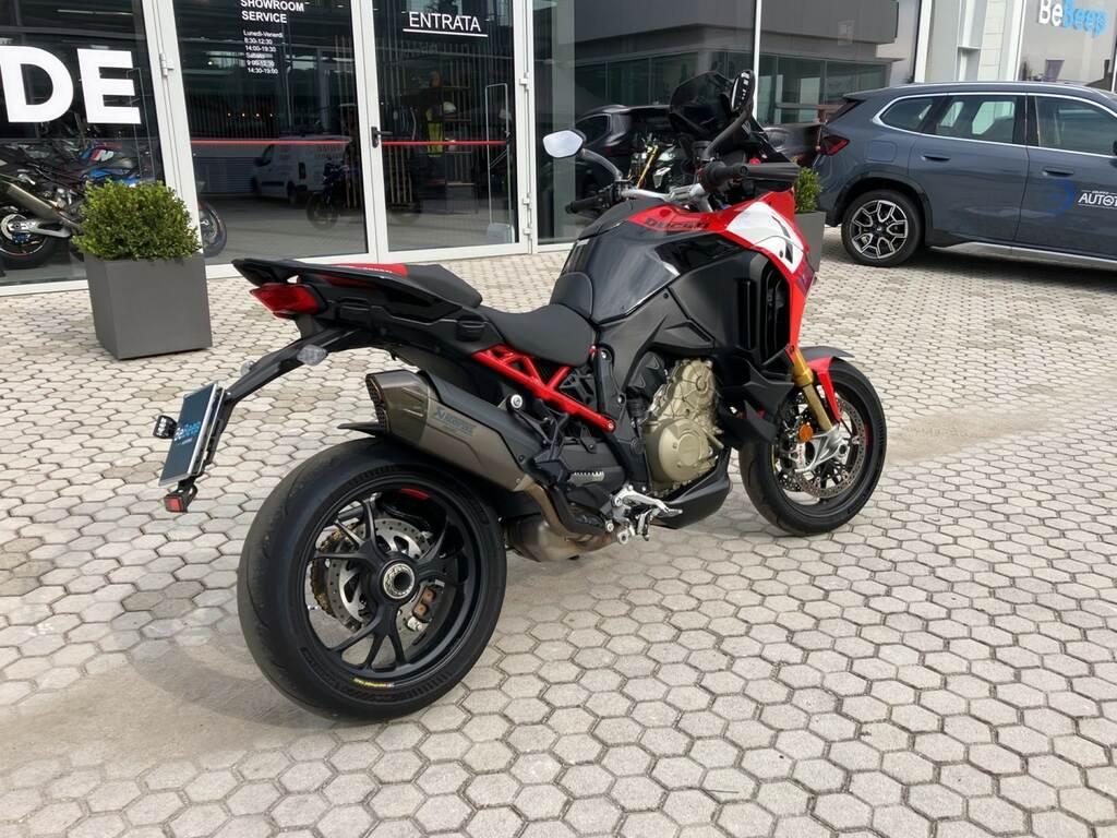 MULTISTRADA V4