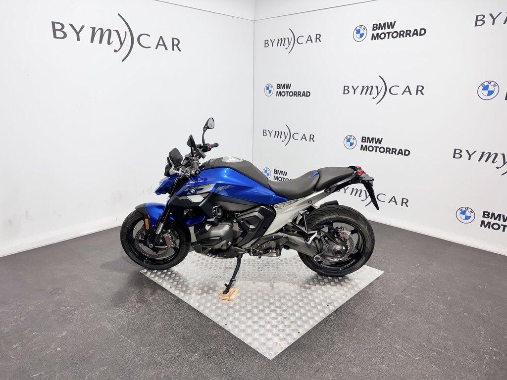R 1300 R