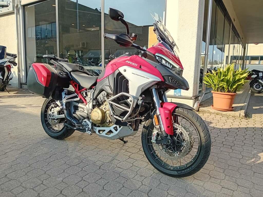 MULTISTRADA V4