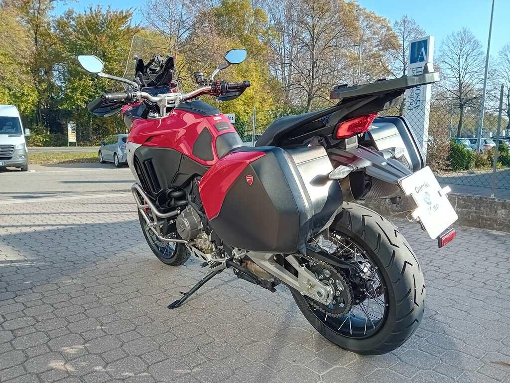 MULTISTRADA V4