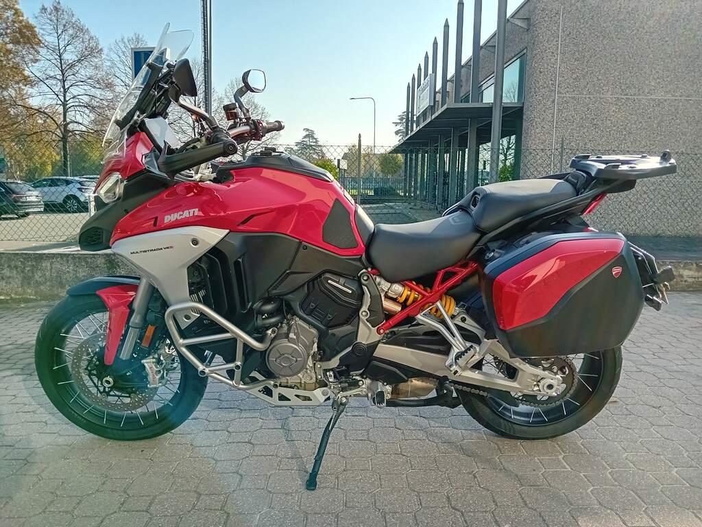 MULTISTRADA V4