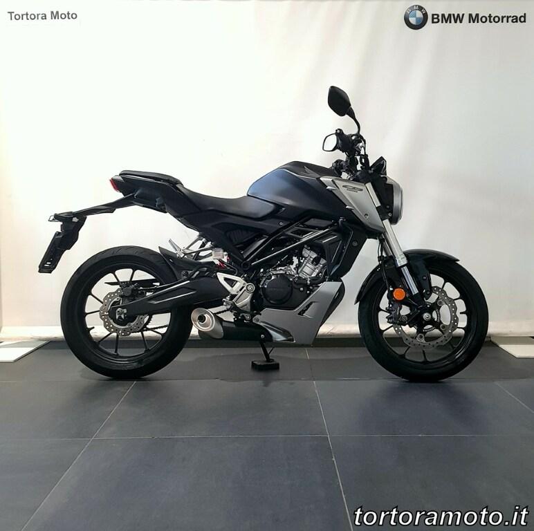 CB 125 R