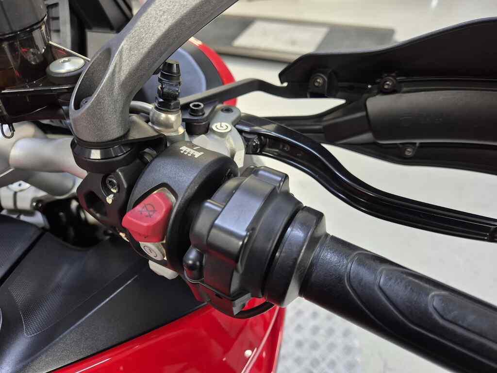 MULTISTRADA V2