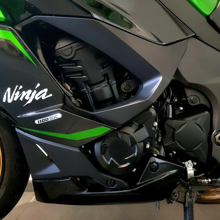 NINJA 1100 SX