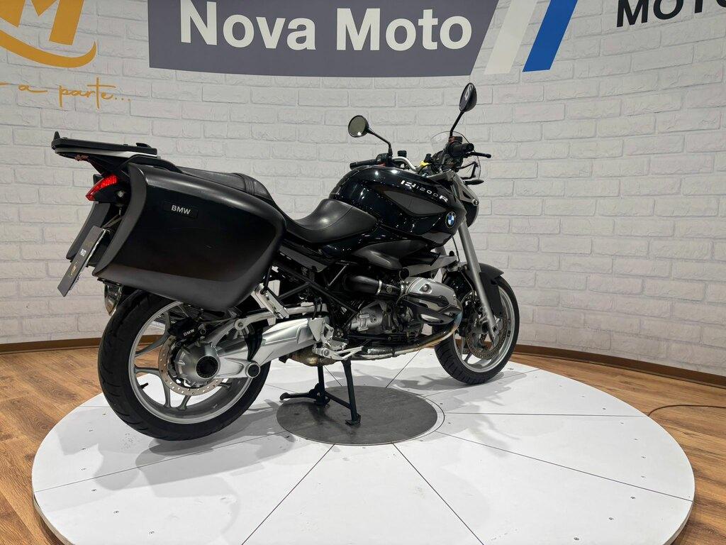 R 1200 R