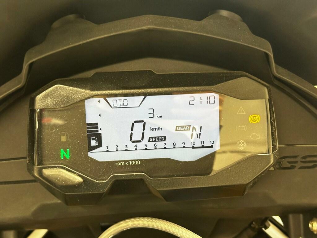 G 310 GS