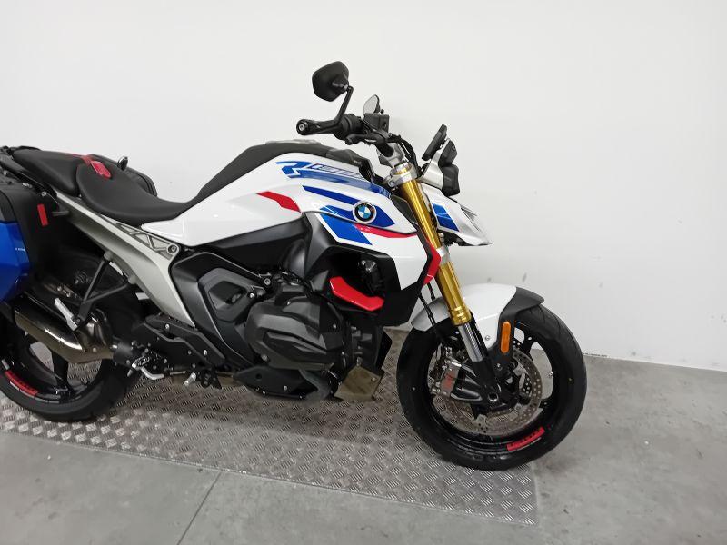 R 1300 R