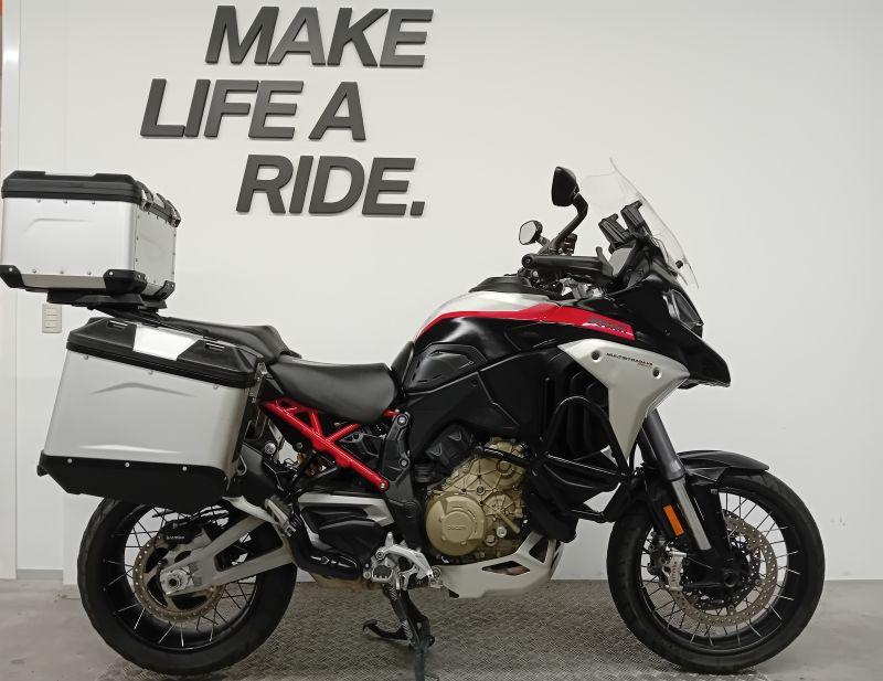MULTISTRADA V4