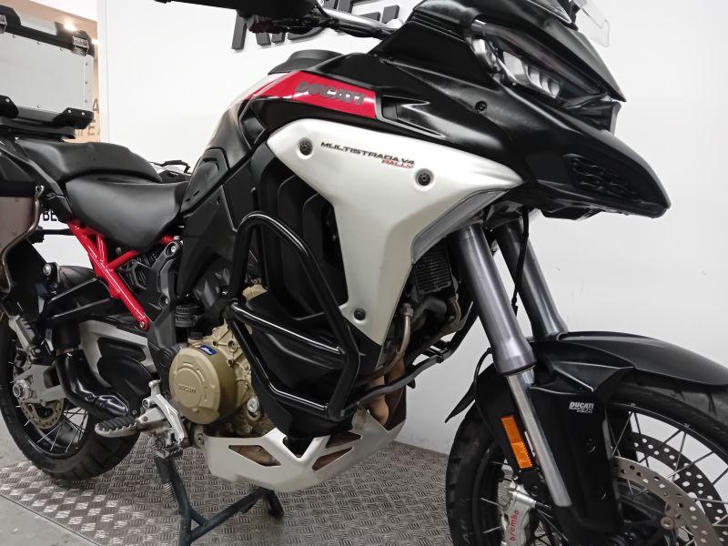MULTISTRADA V4