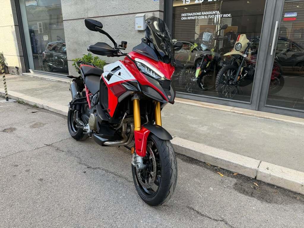 MULTISTRADA V4