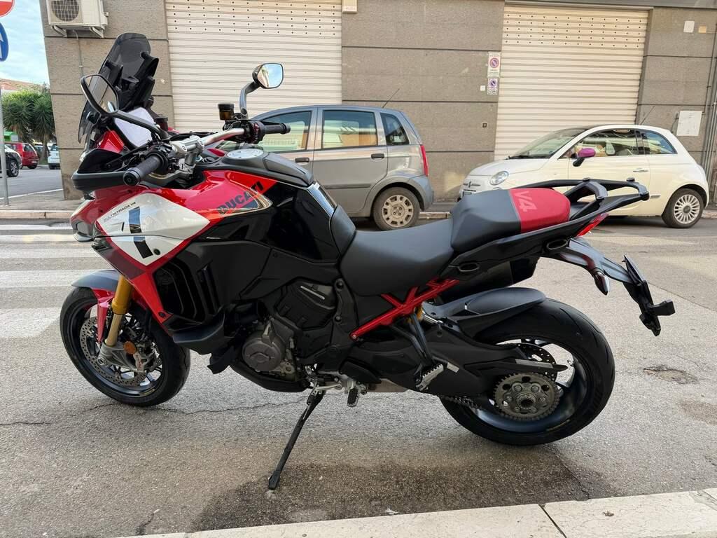 MULTISTRADA V4