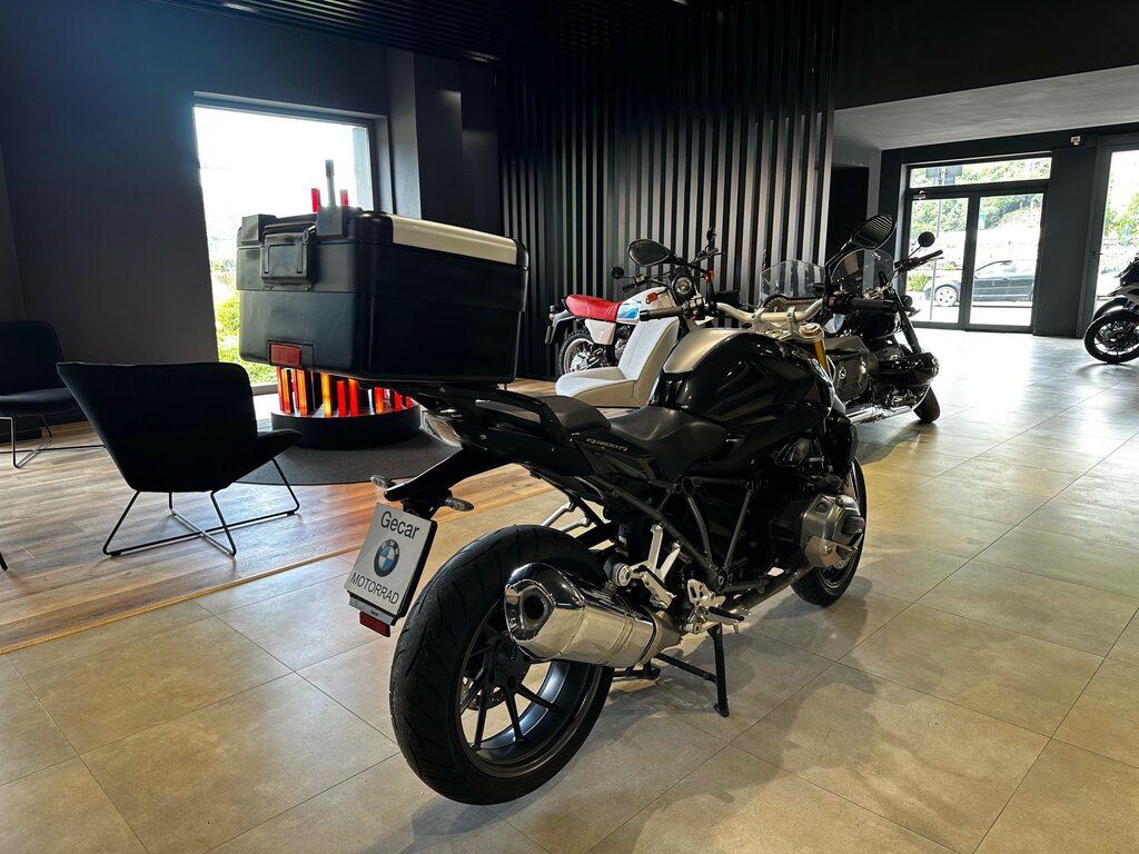 R 1200 R