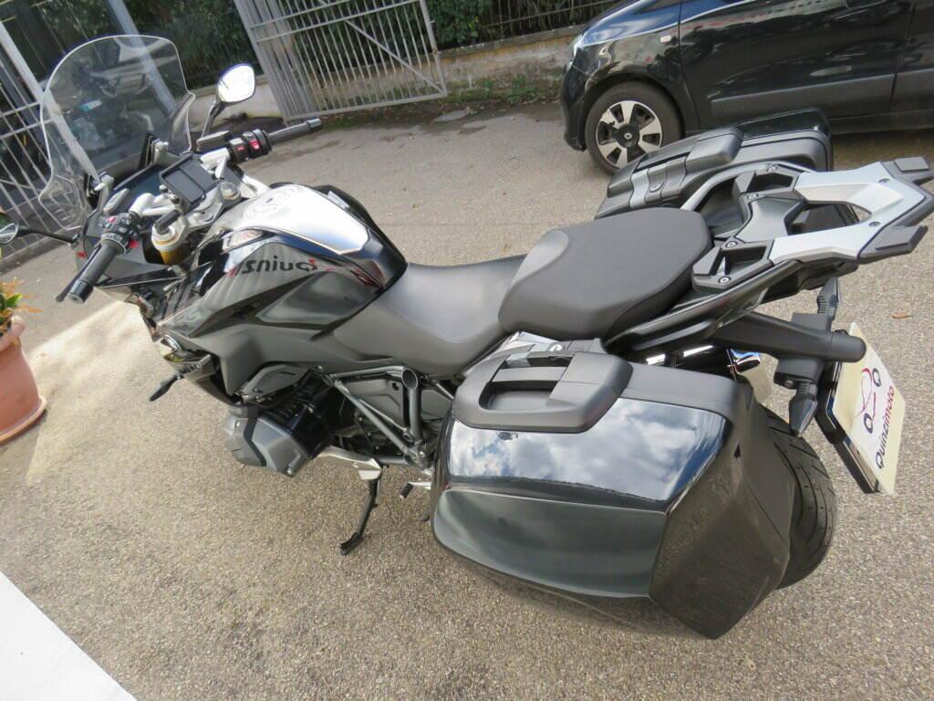 R 1250 RS