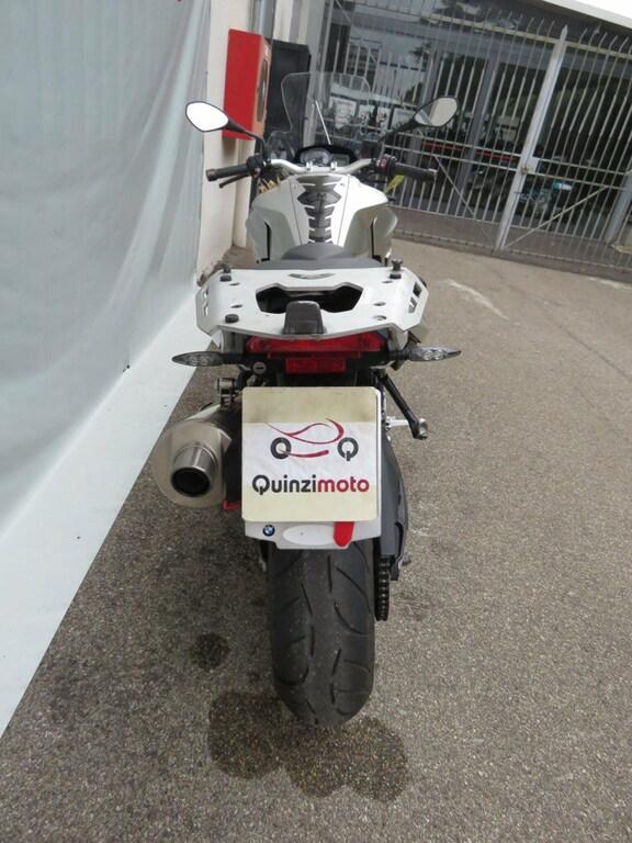 F 800 R