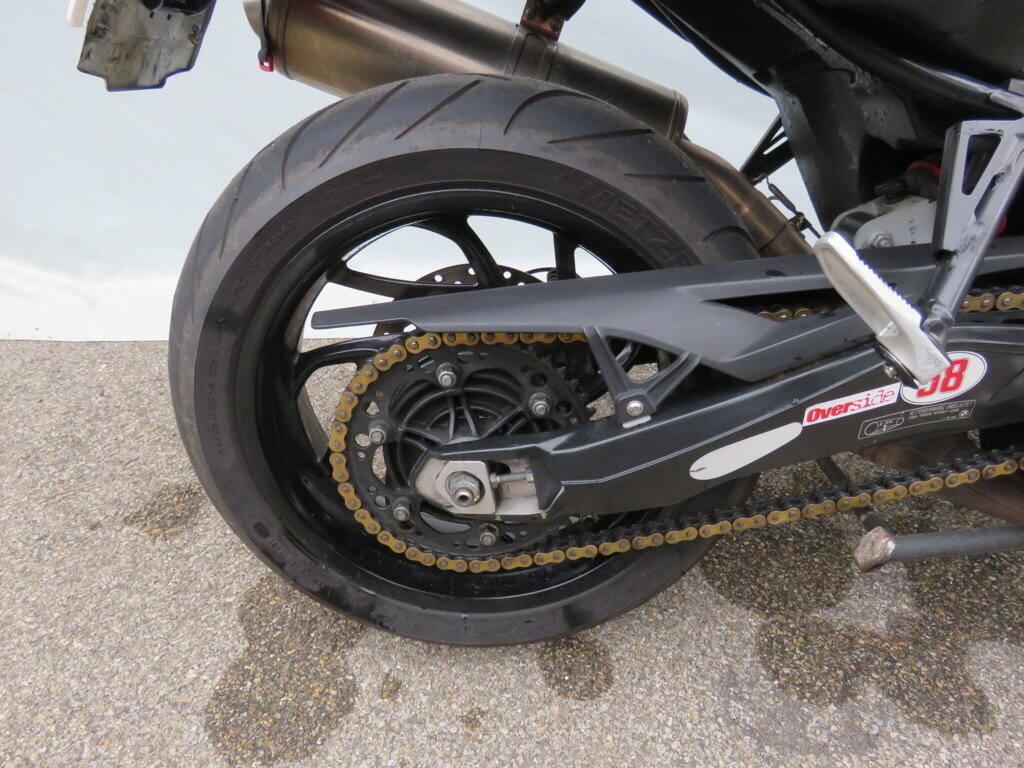 F 800 R