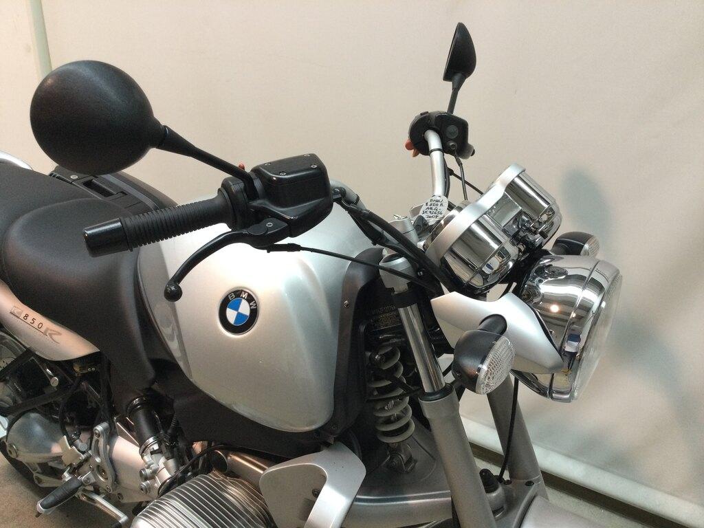 R 850 R