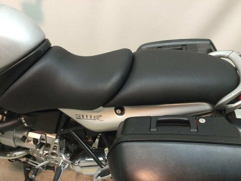 R 850 R