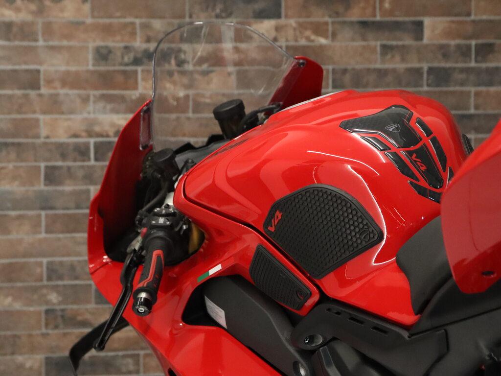 PANIGALE V4