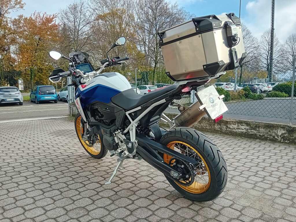 F 900 GS