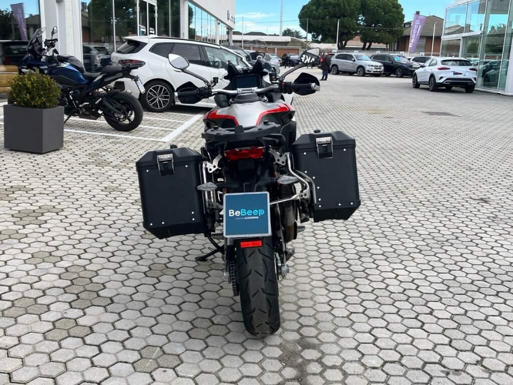 MULTISTRADA V4
