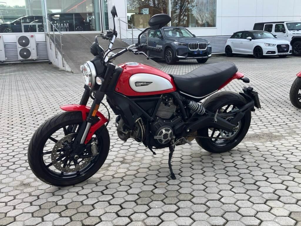 SCRAMBLER 800