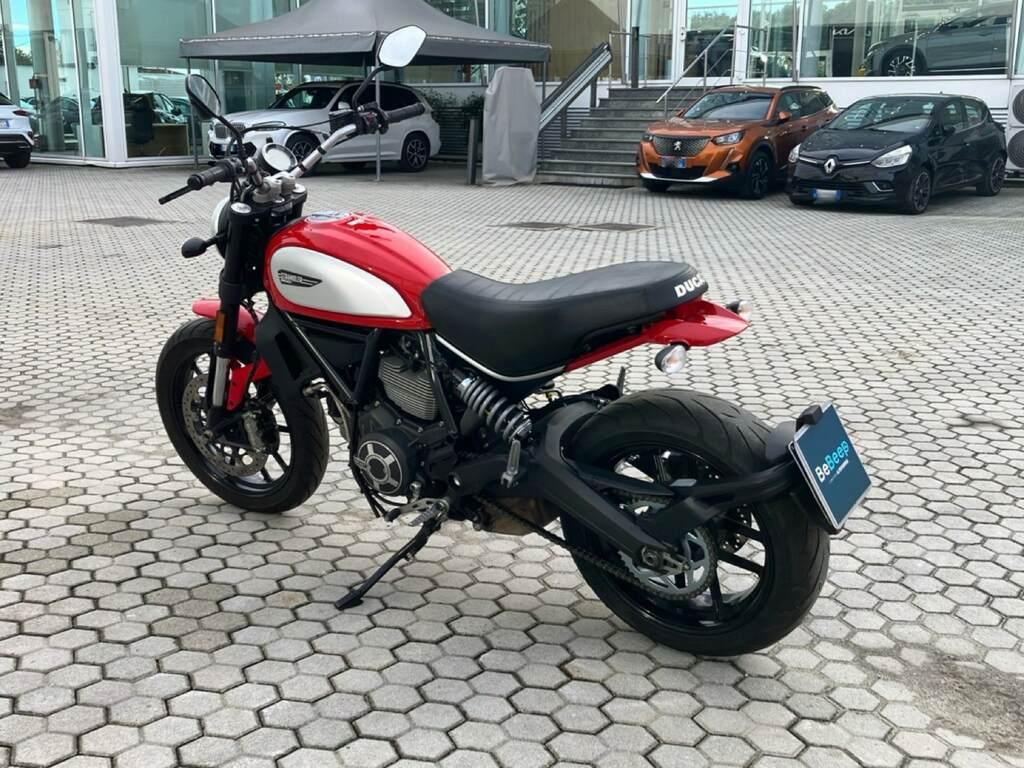 SCRAMBLER 800