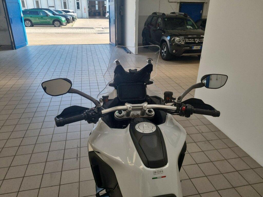 MULTISTRADA V4