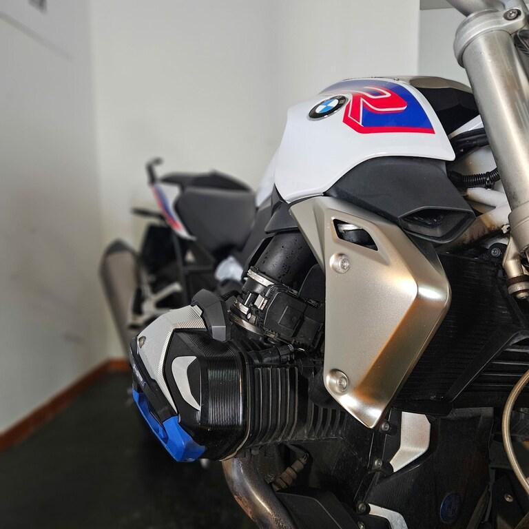 R 1250 R