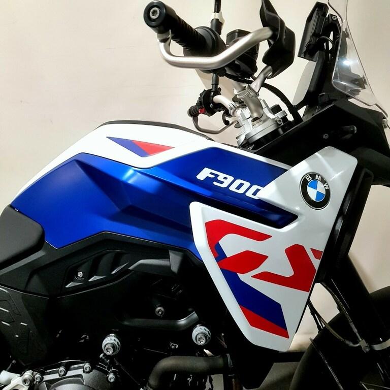 F 900 GS
