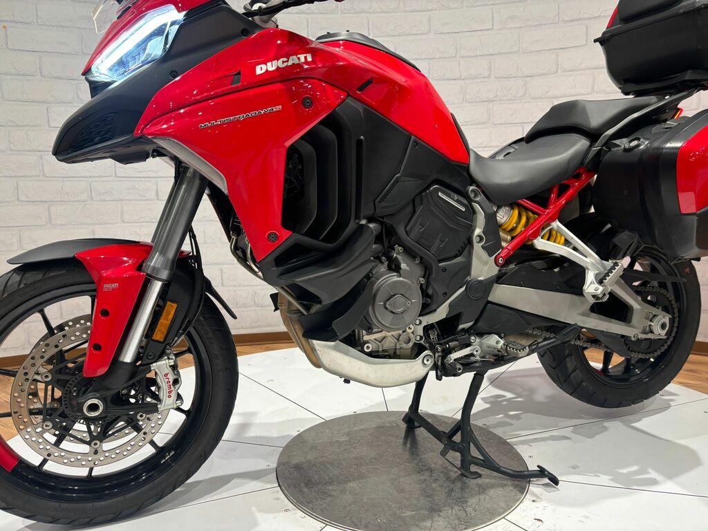 MULTISTRADA V4