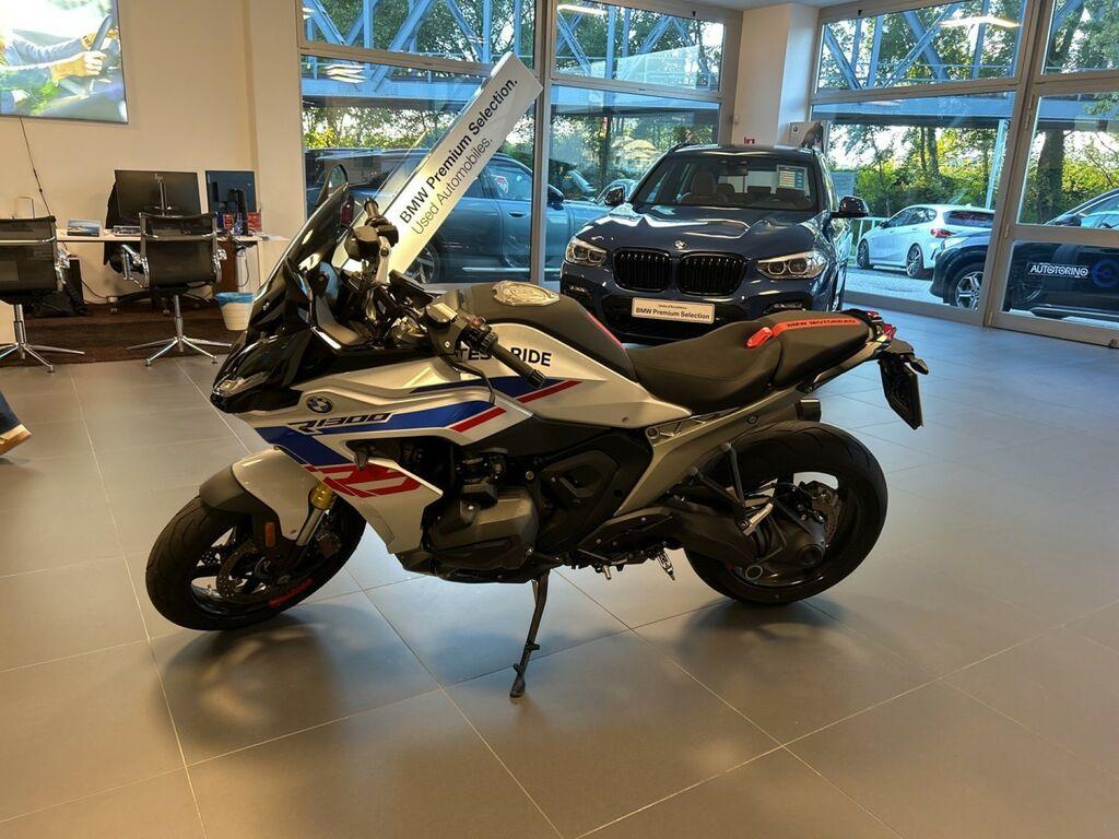 R 1300 RS