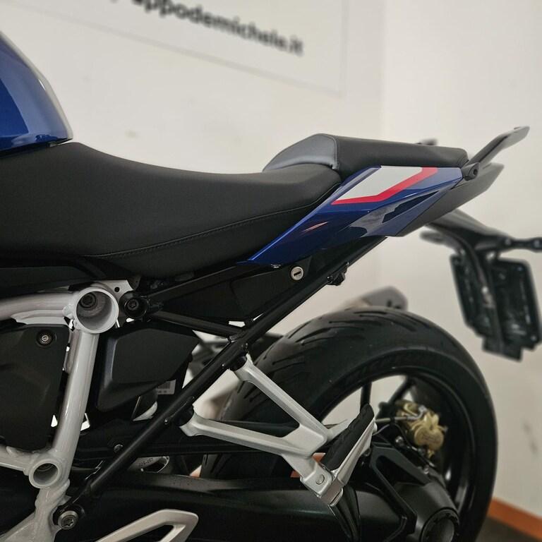 R 1250 R