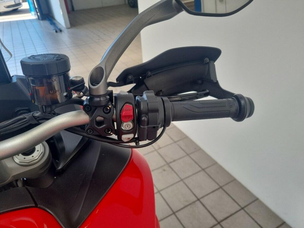MULTISTRADA V2